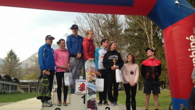 320 sportifs pris part laquathlon grenoble