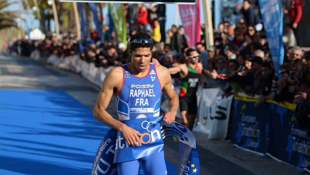 quarteira les bleus brille