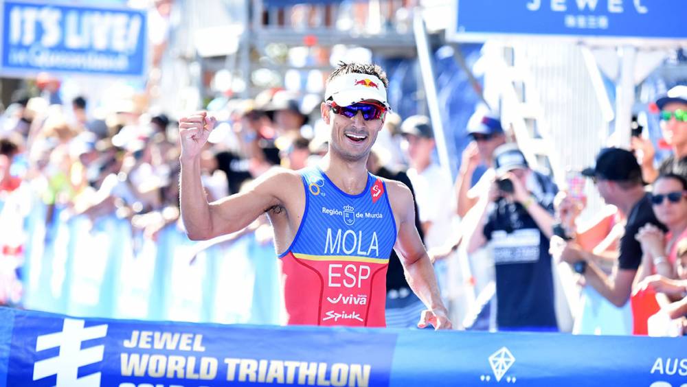 wts gold coast les espagnols continuent marcher leau