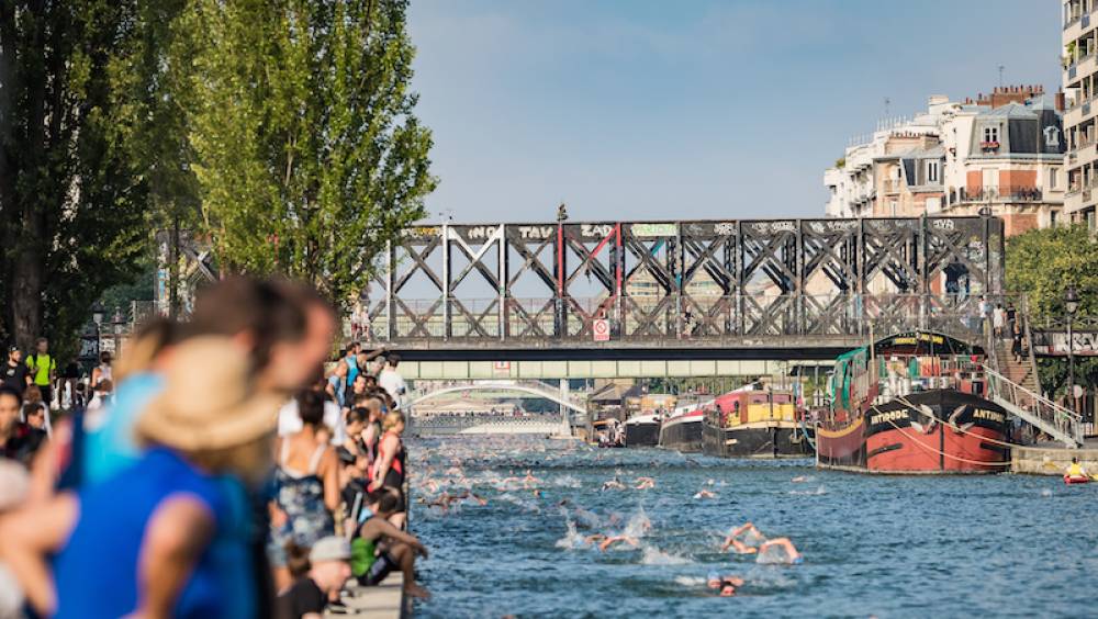 triathlon de paris 4800 concurrents pour le grand plongeon