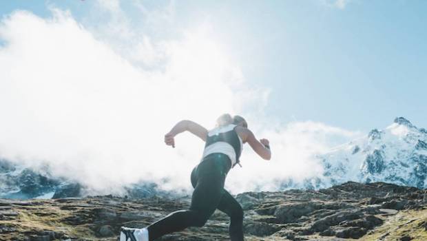 the north face et la premiere chaussure de trail a lame carbone