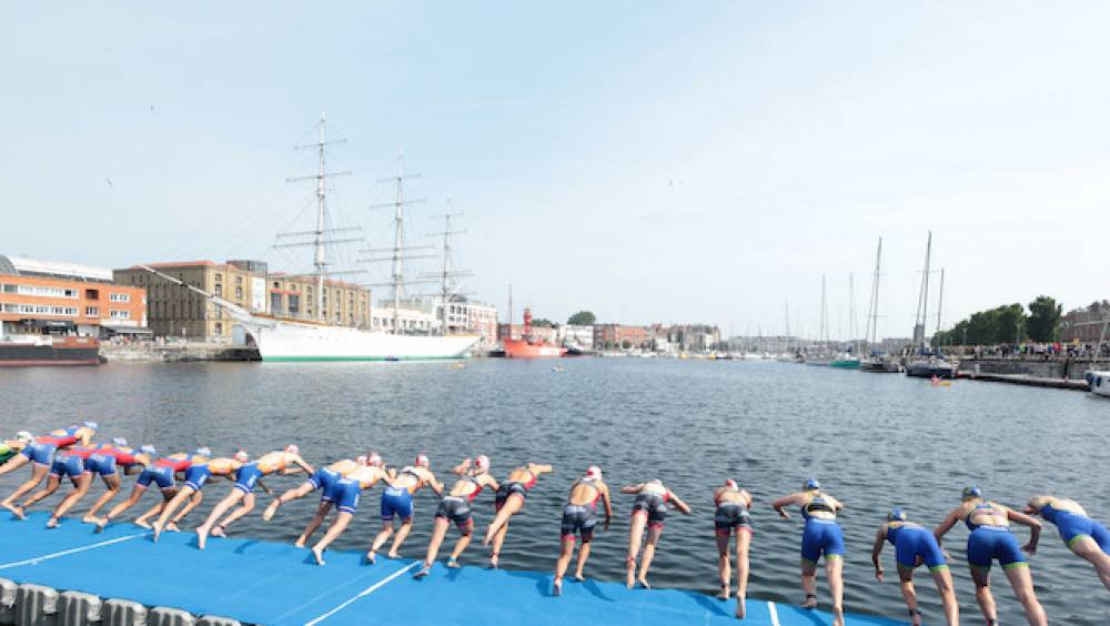 le championnat de france des clubs de d1 reprend a dunkerque