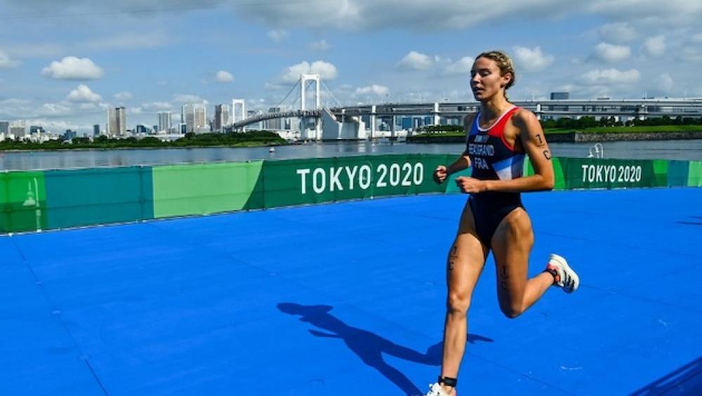 cassandre beaugrand performe sur 3000m en salle