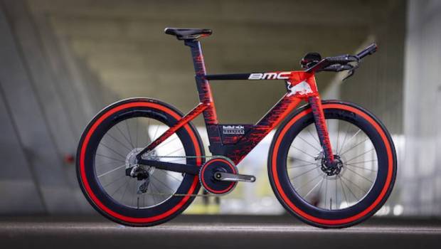 bmc et red bull advanced technologies presentent leur prototype de velo formule 1