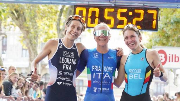 moisson bleue sur les europe de duathlon courte distance