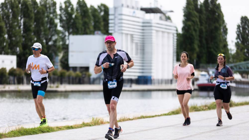 le triathlon de paris 2023 proposera aussi un duathlon