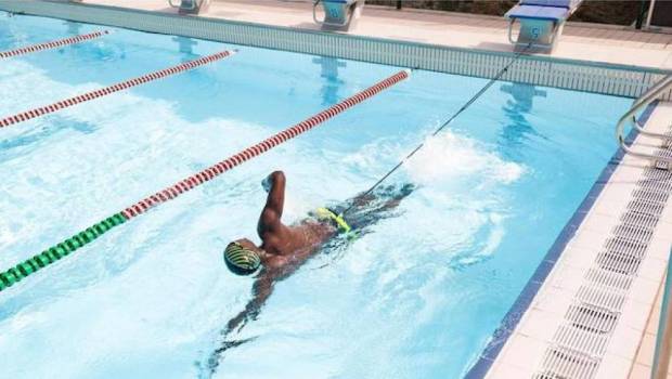 elastique piscine